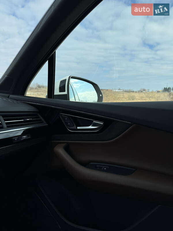 Внедорожник / Кроссовер Audi Q7 2019 в Трускавце