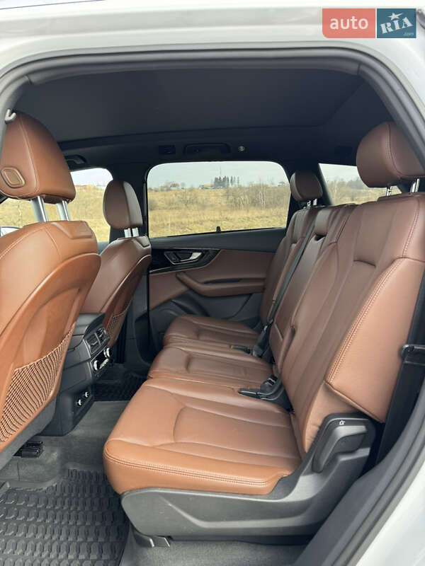 Внедорожник / Кроссовер Audi Q7 2019 в Трускавце