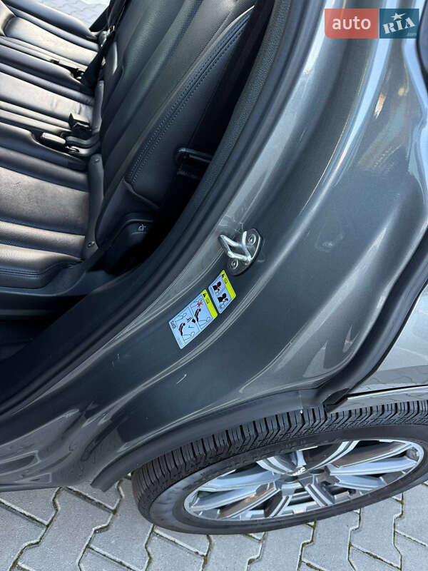 Позашляховик / Кросовер Audi Q7 2016 в Тернополі