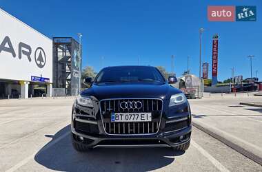 Внедорожник / Кроссовер Audi Q7 2015 в 
