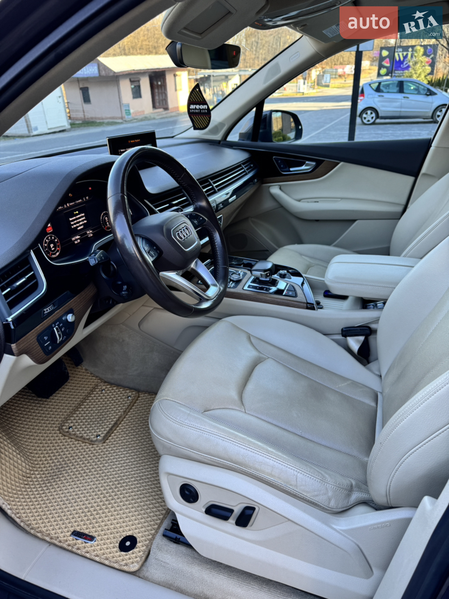 2017 Audi Q7 - мініатюра 14