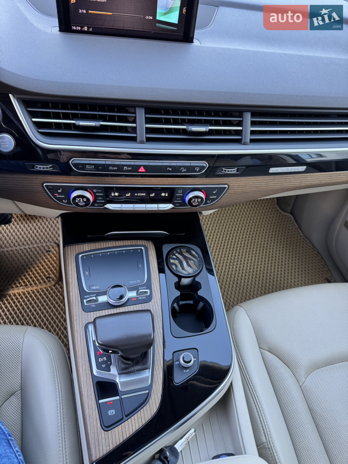 2017 Audi Q7 - мініатюра 20