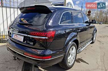 Внедорожник / Кроссовер Audi Q7 2012 в 