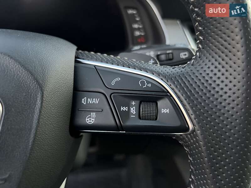 Внедорожник / Кроссовер Audi Q7 2015 в Ровно