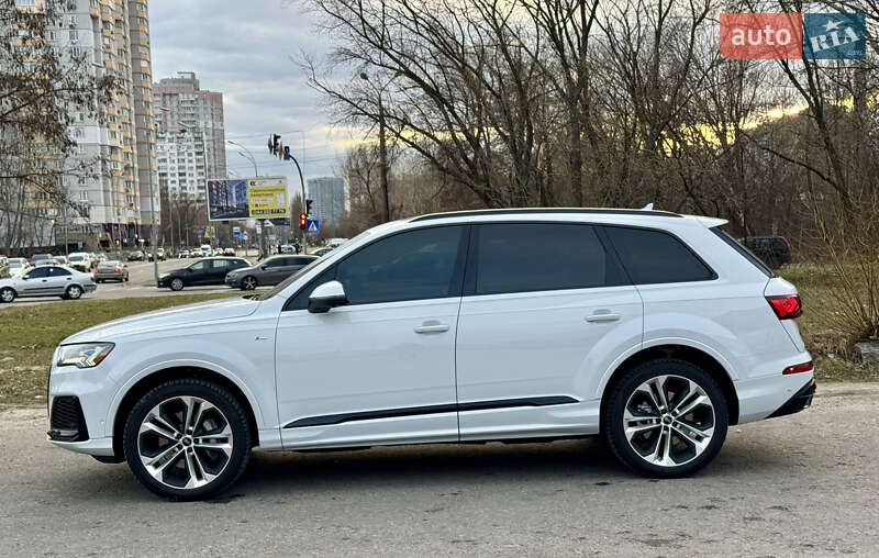 Внедорожник / Кроссовер Audi Q7 2023 в Киеве