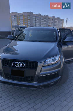 Внедорожник / Кроссовер Audi Q7 2014 в 