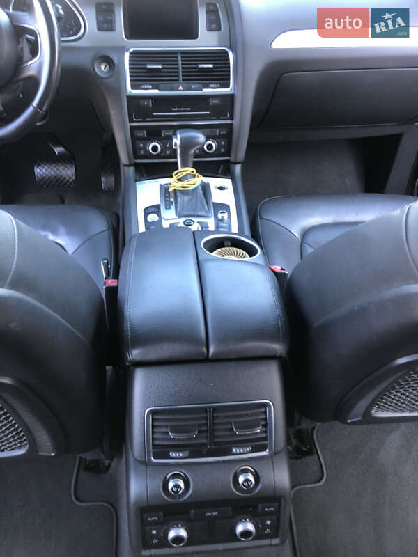 Внедорожник / Кроссовер Audi Q7 2014 в Львове