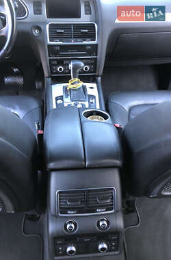 Внедорожник / Кроссовер Audi Q7 2014 в 