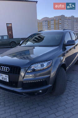 Внедорожник / Кроссовер Audi Q7 2014 в 