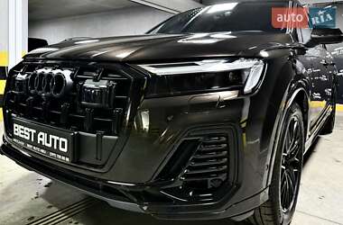Внедорожник / Кроссовер Audi Q7 2024 в 