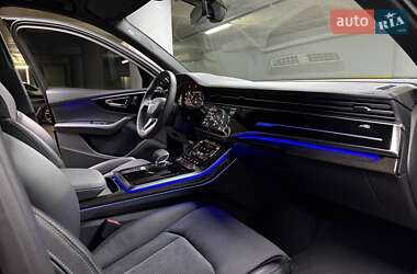 Внедорожник / Кроссовер Audi Q7 2024 в 