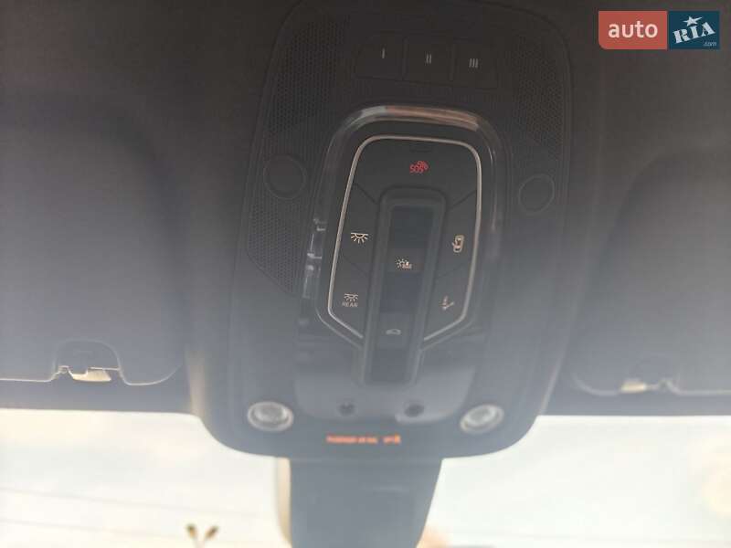 Позашляховик / Кросовер Audi Q7 2017 в Києві