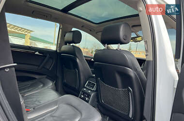 Внедорожник / Кроссовер Audi Q7 2010 в 
