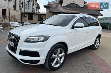 Внедорожник / Кроссовер Audi Q7 2010 в 