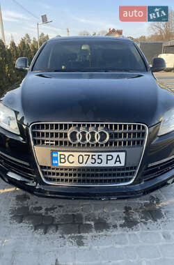 Внедорожник / Кроссовер Audi Q7 2007 в 