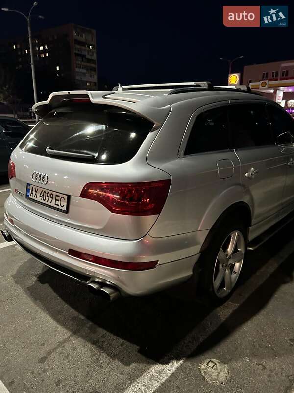 Внедорожник / Кроссовер Audi Q7 2007 в Киеве