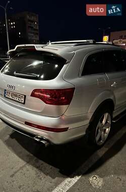 Внедорожник / Кроссовер Audi Q7 2007 в 