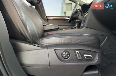 Внедорожник / Кроссовер Audi Q7 2014 в 