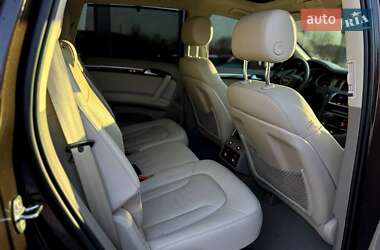 Внедорожник / Кроссовер Audi Q7 2014 в 