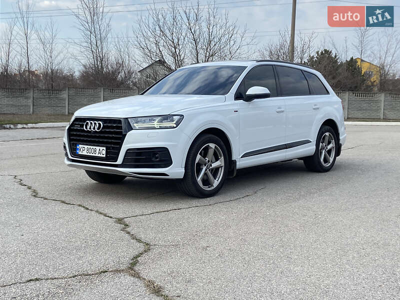 Audi Q7 2018