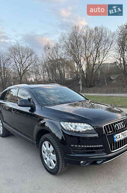 Внедорожник / Кроссовер Audi Q7 2012 в 