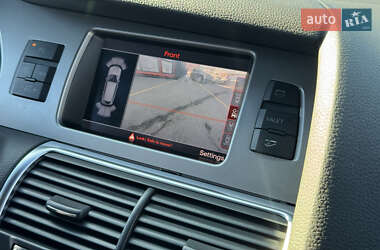 Внедорожник / Кроссовер Audi Q7 2015 в 