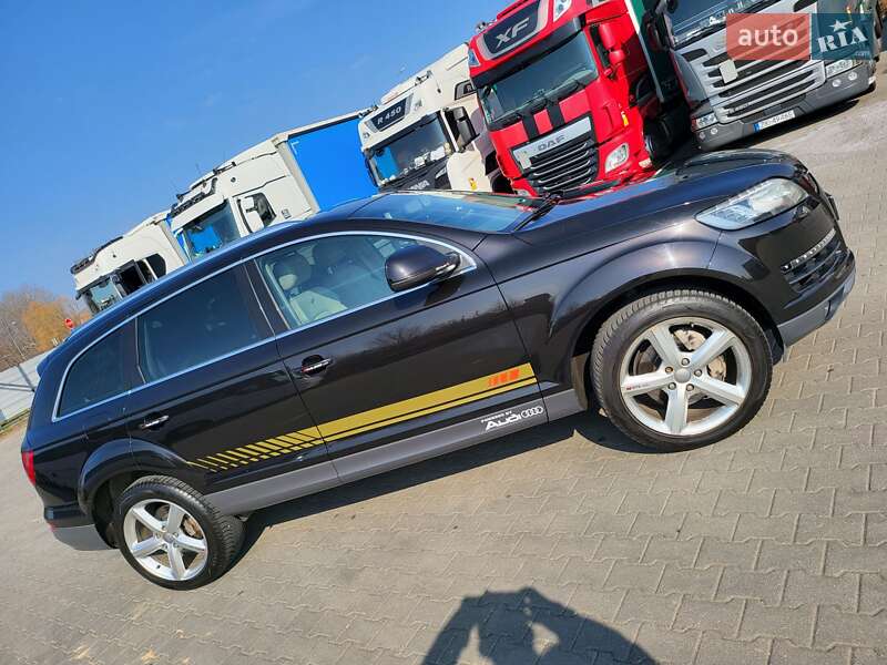 Внедорожник / Кроссовер Audi Q7 2009 в Тернополе