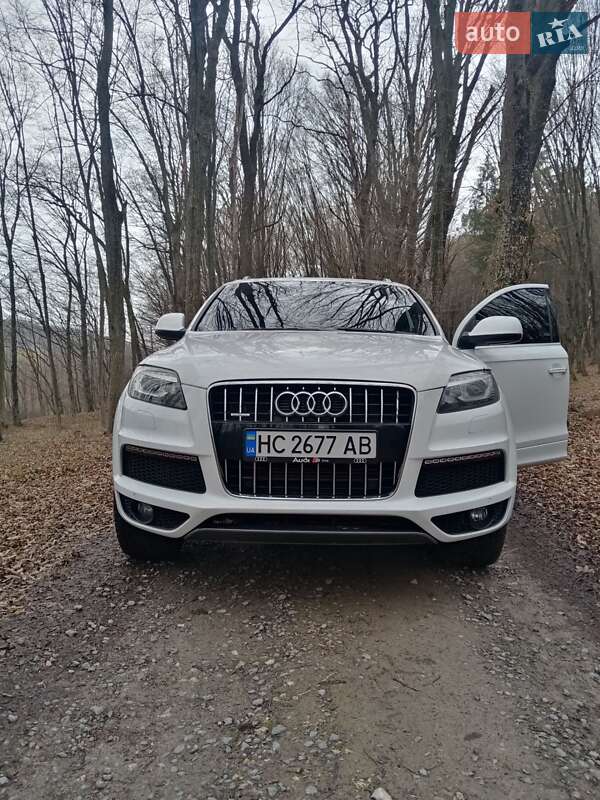 Внедорожник / Кроссовер Audi Q7 2011 в 