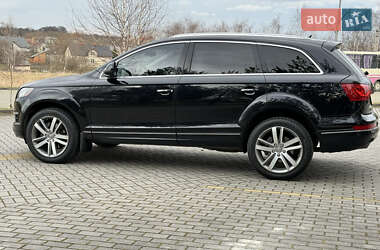 Внедорожник / Кроссовер Audi Q7 2011 в 