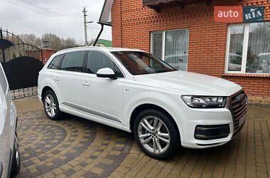 Внедорожник / Кроссовер Audi Q7 2015 в Хмельницком