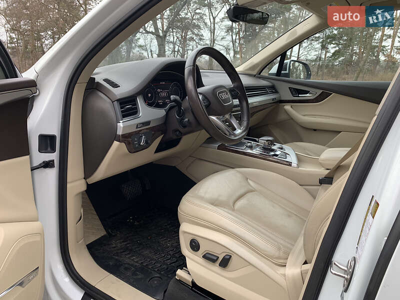 Внедорожник / Кроссовер Audi Q7 2018 в Киеве