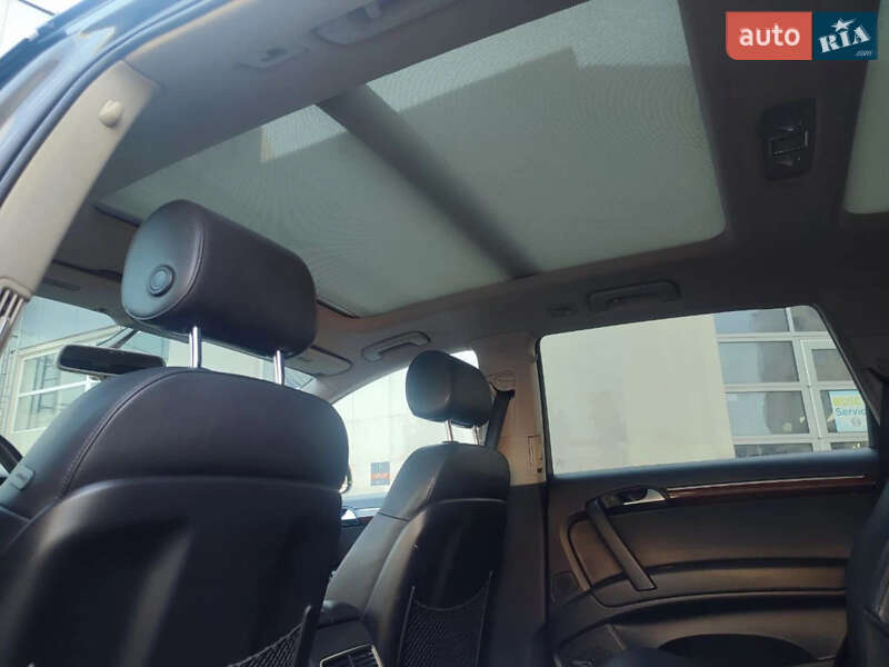 Внедорожник / Кроссовер Audi Q7 2012 в Одессе
