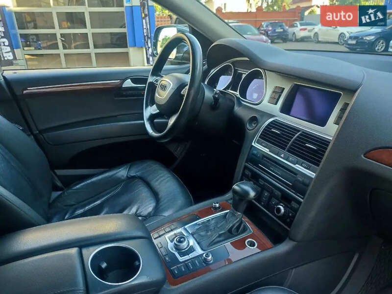 Внедорожник / Кроссовер Audi Q7 2012 в Одессе