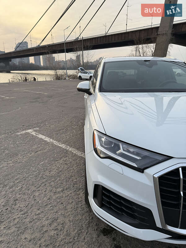 Внедорожник / Кроссовер Audi Q7 2020 в Киеве фото 4 Внедорожник / Кроссовер Audi Q7 2020 в Киеве