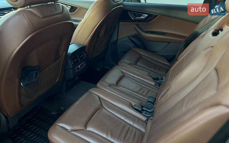 Внедорожник / Кроссовер Audi Q7 2017 в Ивано-Франковске