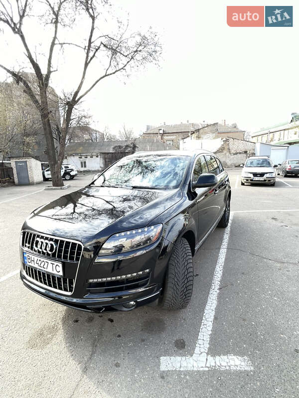 Внедорожник / Кроссовер Audi Q7 2015 в Николаеве