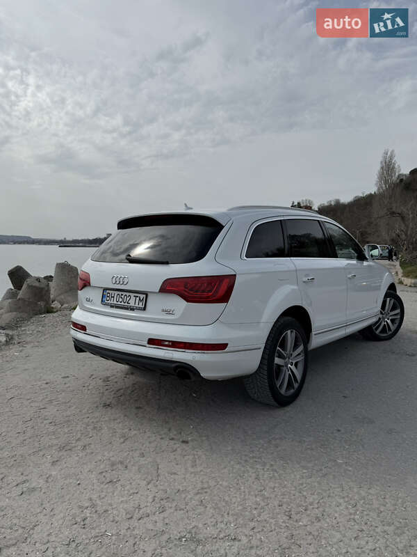 Позашляховик / Кросовер Audi Q7 2013 в Одесі