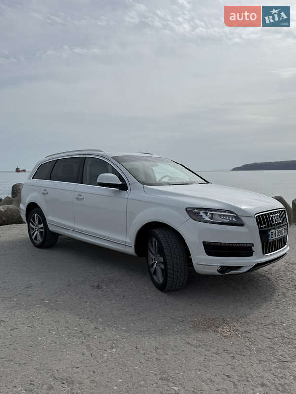 Позашляховик / Кросовер Audi Q7 2013 в Одесі