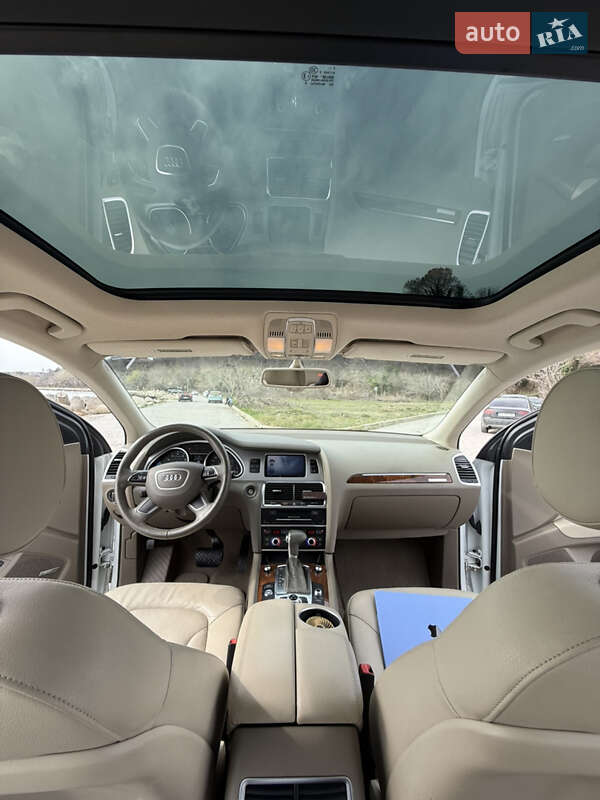 Позашляховик / Кросовер Audi Q7 2013 в Одесі
