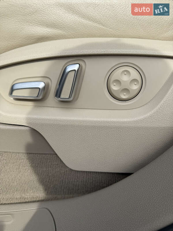 Позашляховик / Кросовер Audi Q7 2013 в Одесі