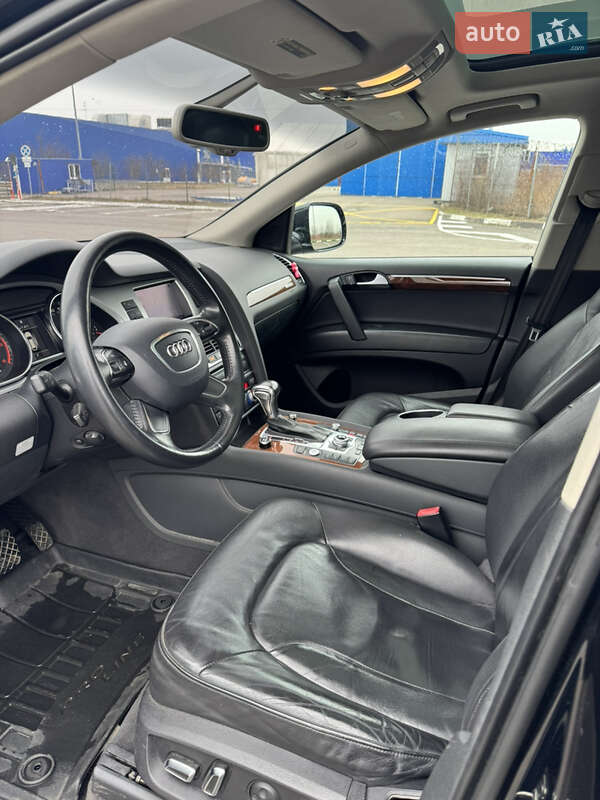 Внедорожник / Кроссовер Audi Q7 2013 в Ровно