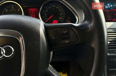 Внедорожник / Кроссовер Audi Q7 2008 в 