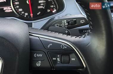 Внедорожник / Кроссовер Audi Q7 2015 в 
