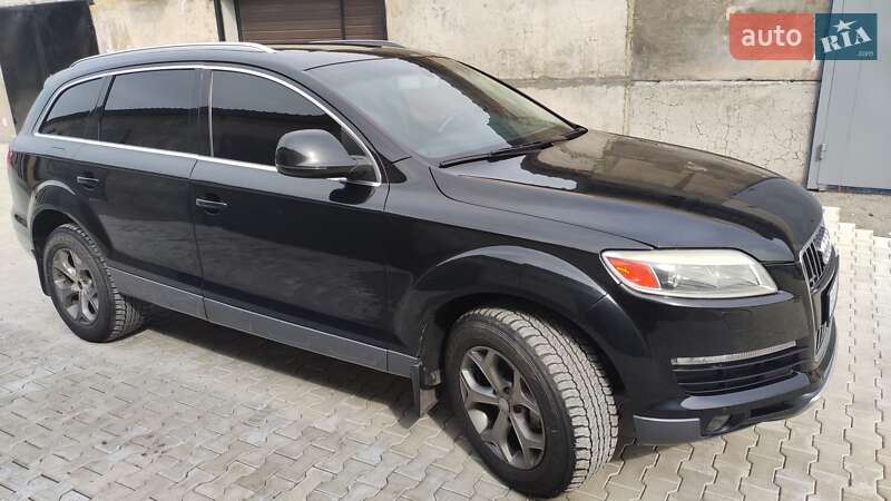 Позашляховик / Кросовер Audi Q7 2007 в Долинській