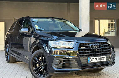 Внедорожник / Кроссовер Audi Q7 2017 в 