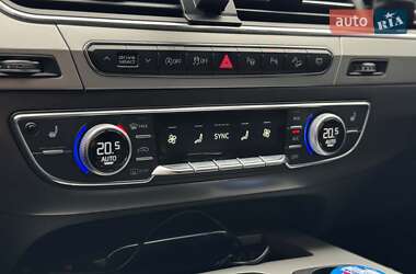 Внедорожник / Кроссовер Audi Q7 2017 в 
