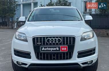 Внедорожник / Кроссовер Audi Q7 2015 в 