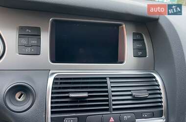 Внедорожник / Кроссовер Audi Q7 2015 в 