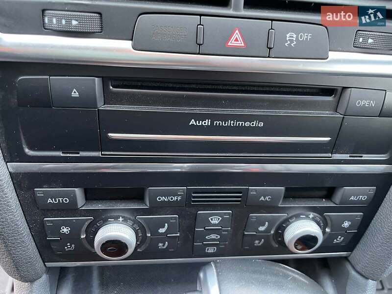 Позашляховик / Кросовер Audi Q7 2015 в Києві