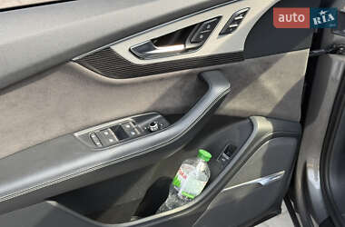 Внедорожник / Кроссовер Audi Q7 2017 в 